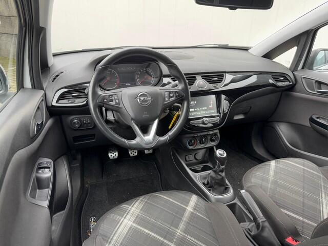 Opel CORSA 1.4 Color Edition met Navigatie via CarPlay, Stoel/Stuurverwarming, Dealer Onderhouden!