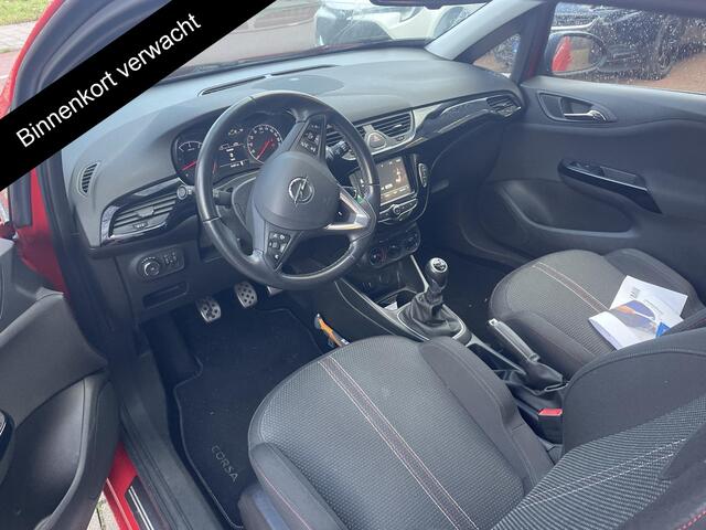 Opel CORSA 1.4 Black Edition | Navigatie | Trekhaak | Parkeersensoren achter