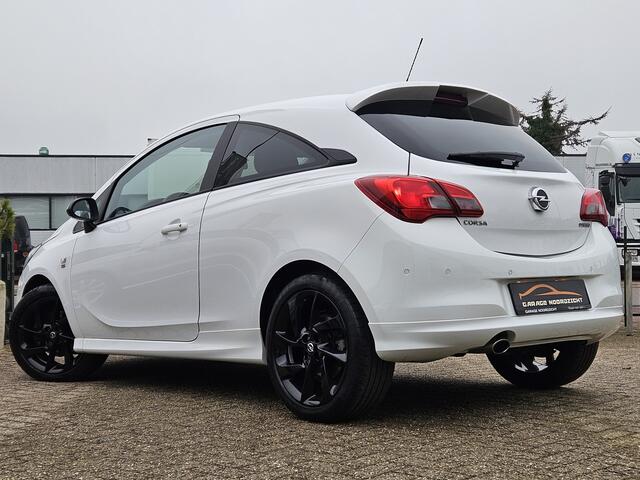 Opel CORSA 1.4 Turbo OPC Line XENON|CRUISE CONTROL|ECC/AIRCO|STOEL&STUUR VERWARMING|PDC VOOR & ACHTER|DEALER ONDERHOUDEN Maandag tot Vrijdag geopend van 09.00 tot 20.00 uur en Zaterdag van 09.00 tot 18.00 uur