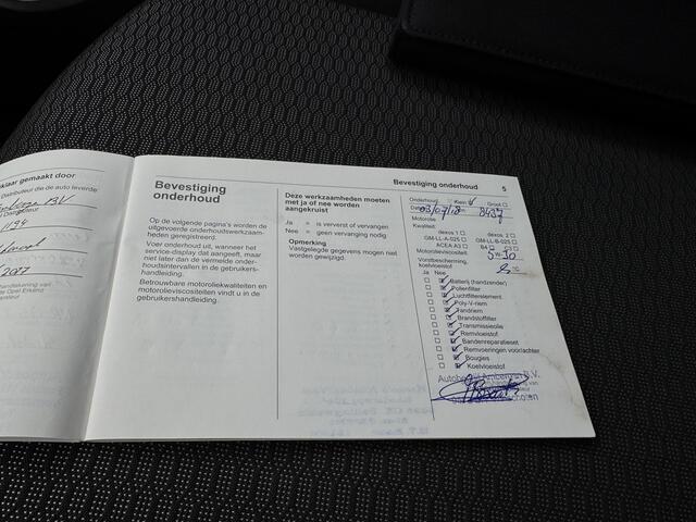 Opel CORSA 1.4 Edition | Stoelverwarming | Stuurverwarming | Trekhaak | Rijklaar + 12 Maand BOVAG Garantie