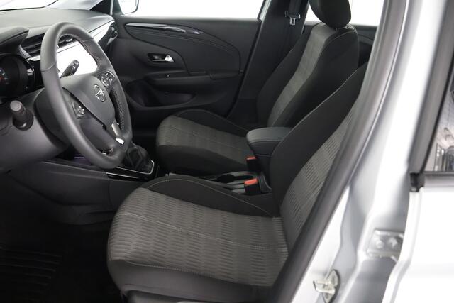 Opel CORSA 1.2 / Navigatie / CarPlay / LED / Airco