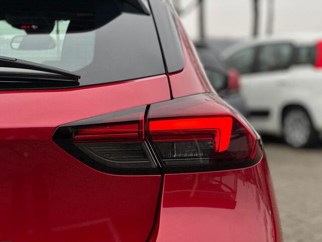 Opel CORSA 1.2 Turbo GS | Stoel-/Stuurverwarming | Apple Carlpay/Android Auto | Parkeercamera/-sensoren | Climate Control | Cruise Control | Elektrische ramen | Full LED |