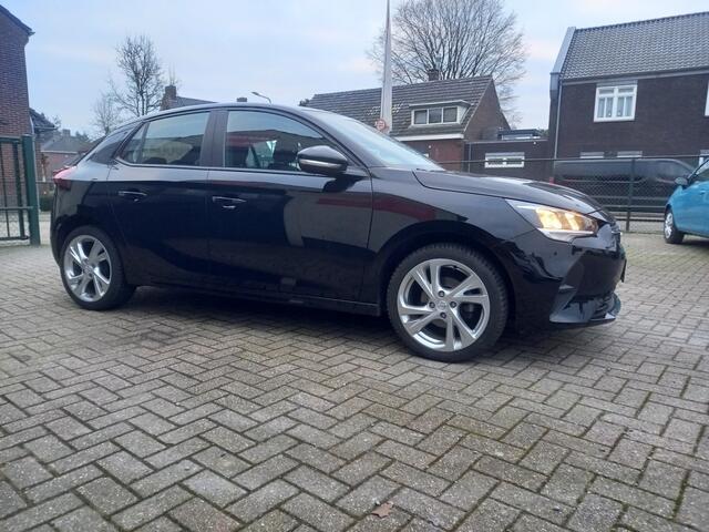 Opel CORSA 1.2 Edition