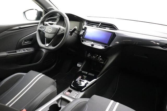 Opel CORSA 1.2 Turbo GS 130 PK Automaat | Navigatie | Climate control | Camera | Lichtmetalen velgen | Getint glas | DAB Radio | Cruise control | Bluetooth