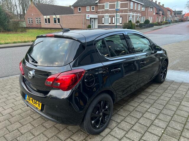 Opel CORSA 1.4 BLACK EDITION