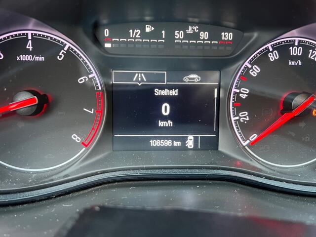 Opel CORSA 1.4 BLACK EDITION