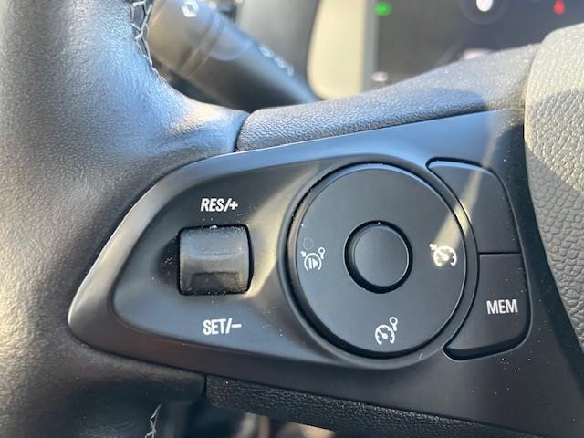 Opel CORSA 1.2 Edition | Airco | Navigatie | Apple Carplay | Parkeer sensoren achter | Lichtmetalen velgen |