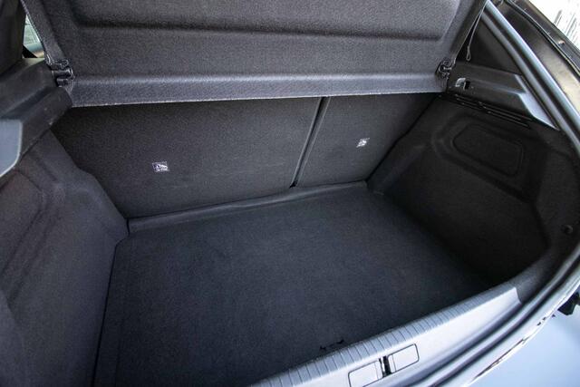 Opel CORSA 1.2 GS Line - All-in rijklaarprijs | Cruise | Carplay / Android | Blind spot