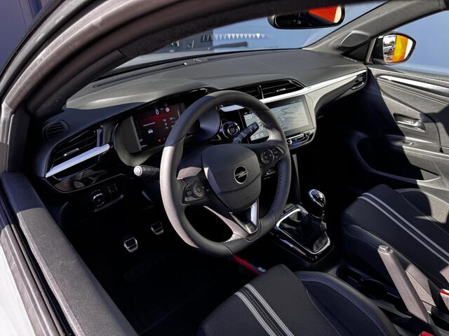 Opel CORSA 1.2 GS | Parkeercamera | Apple Carplay | Prijs is rijklaar | Meer foto's volgen
