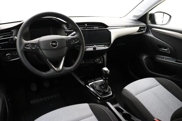 Opel CORSA 1.2 Turbo 100 PK | Camera | Parkeersensoren voor en achter | Navigatie via Apple Carplay | Cruise control | Dodehoek detectie | Bluetooth