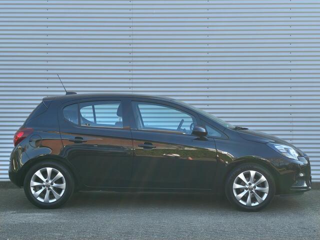 Opel CORSA 1.4 90pk Favourite+ | NAVI | DAB+ | APPLE CARPLAY / ANDROID AUTO | PARKEERSENSOREN | ISOFIX |