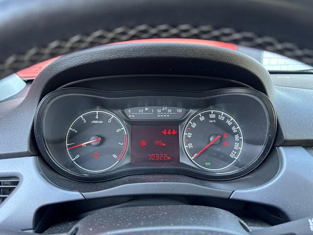 Opel CORSA 1.4 Edition AIRCO / CRUISE / ELEK RAMEN / PDC / NL-AUTO