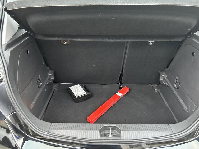 Opel CORSA 1.4 Favourite