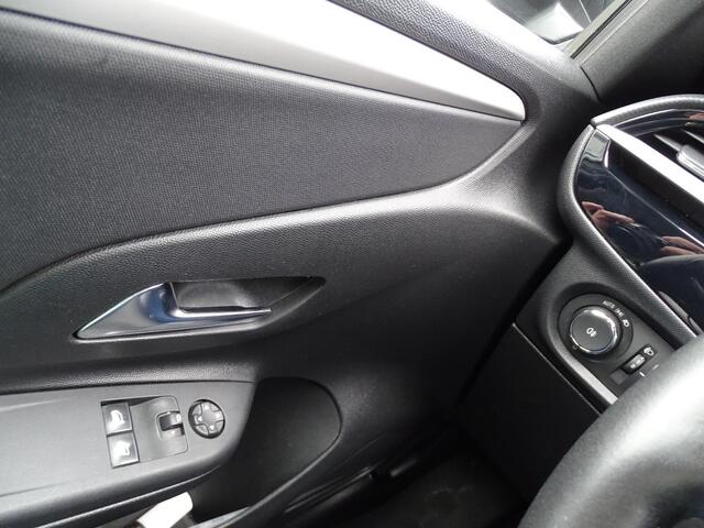 Opel CORSA 1.2 Edition Multimedia, Navigatie voorbereid, Verkeersbord detectie, Airco, CruiseControl, 5drs, Parkeersensoren, Stoelverwarming, Multifunctioneel stuur