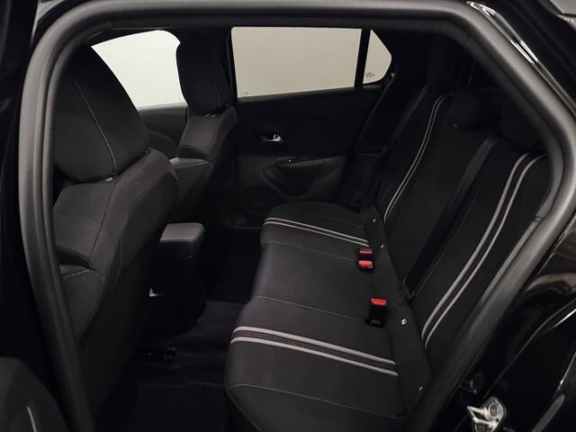Opel CORSA 1.2 Turbo Gs-line Half leder, Camera, Apple carplay, Winterpakket, Virtual desk, Cruise control, 1 Jaar garantie