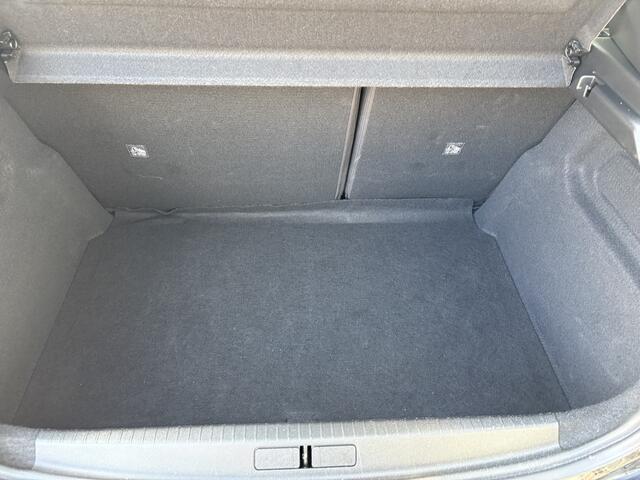 Opel CORSA 1.2 Turbo GS, panodak, climate/cruise/connected/camera