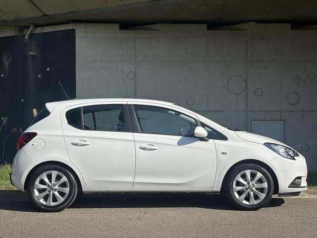 Opel CORSA Favourite 1.4 90pk | TREKHAAK | APPLE CARPLAY / ANDROID AUTO | PARKEERSENSOREN | ISOFIX | NAVI PRO |