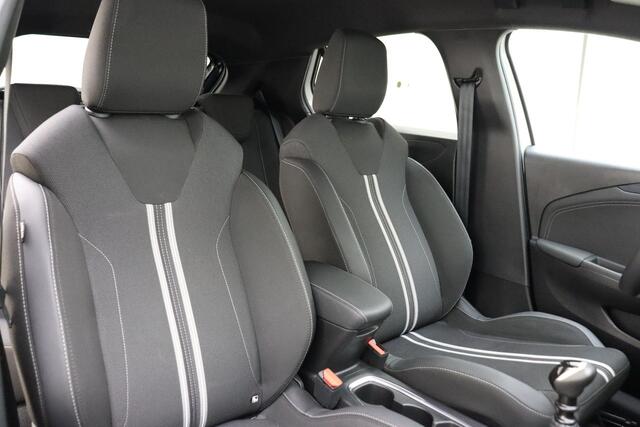 Opel CORSA 1.2 Turbo GS 100 PK | Navigatie | Climate control | Camera | Zwart dak | Lichtmetalen velgen | Dodehoek Assistent | Keyless | Cruise control | Parkeerhulp