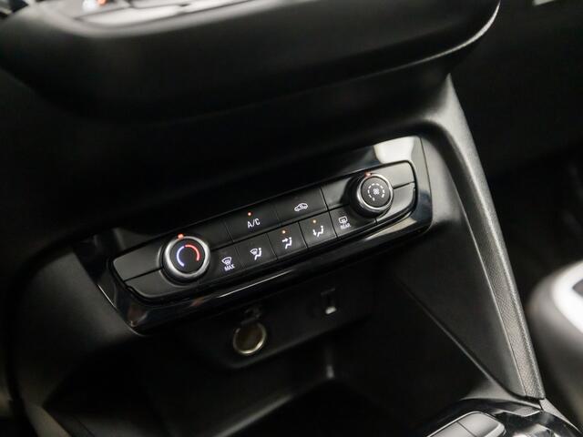 Opel CORSA 1.2 Black Edition Sport (APPLE CARPLAY, CRUISE, LANE ASSIST, SPORTSTOELEN, TREKHAAK, NIEUWE APK, NIEUWSTAAT)