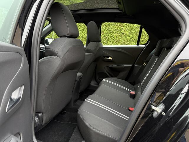 Opel CORSA 1.2 100pk Ultimate l PANO-DAK l CAMERA l ECC l LED l NAVI l STOEL/STUUR-VERW. 12.000km