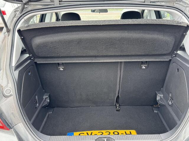 Opel CORSA 1.4 Favourite 1e eigenaar! | Airco | Cruise | LMV 15" | Bluetooth
