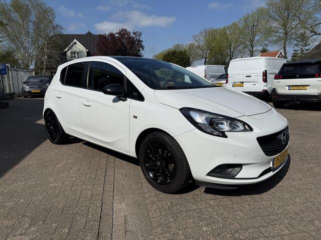 Opel CORSA 1.4 Innovation Black Edition