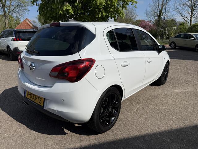 Opel CORSA 1.4 Innovation Black Edition