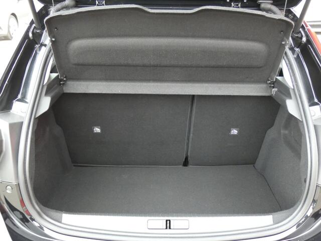 Opel CORSA 1.2 Elegance/ lage km/ compleet!