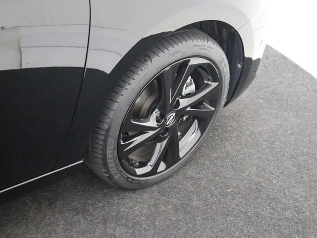 Opel CORSA 1.2 GS Line | Automaat | Achteruitrijcamera | Navigatie | Climate Control | Lichtmetalen velgen 17"