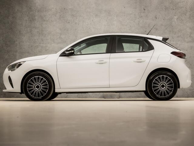 Opel CORSA 1.2 Sport (APPLE CARPLAY, GROOT NAVI, CAMERA, PARKEERSENSOREN, SPORTSTOELEN, LANE ASSIST, CRUISE, NIEUWSTAAT)