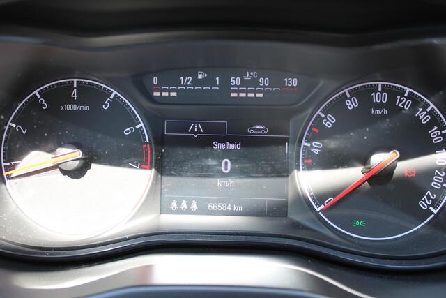 Opel CORSA 1.4 Favourite