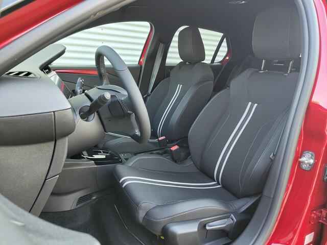 Opel CORSA Yes 1.2 Turbo Hybrid 110pk | APPLE CARPLAY / ANDROID AUTO | STOELVERWARMING | AIRCO | PARKEERSENSOREN