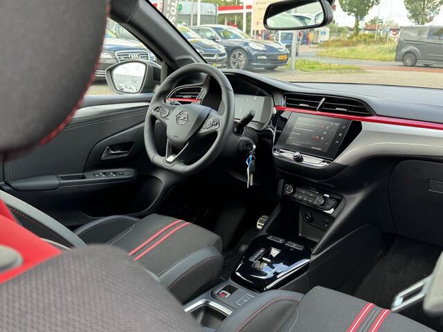 Opel CORSA 1.2 GS Line AUTOMAAT | 130 pk! | Camera | 17" | Carplay | Cruise
