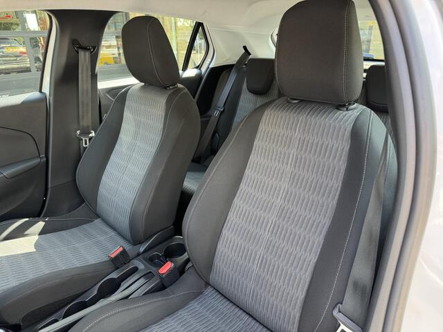 Opel CORSA 1.2 Edition Airco Navi Carplay