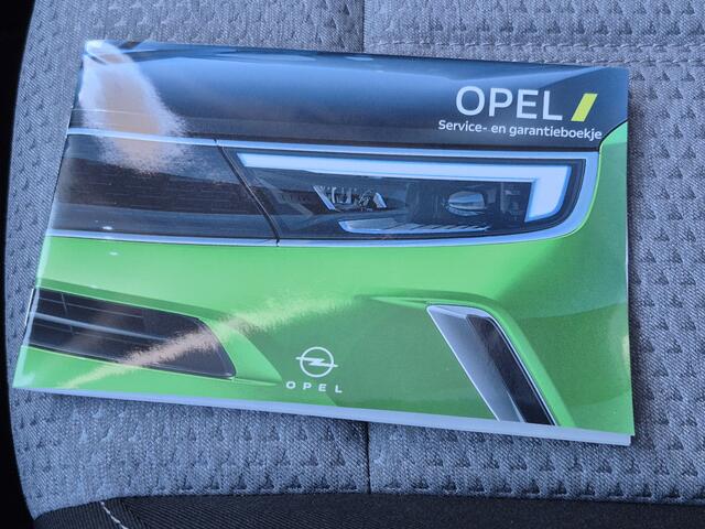 Opel CORSA 1.2 Turbo Edition 100 PK | Camera | Airco | Dode Hoek Bewaking | Navigatie via Apple Carplay of Android Auto | Cruise Control | Origineel Nederlandse Auto met lage Kilometerstand en NAP !!