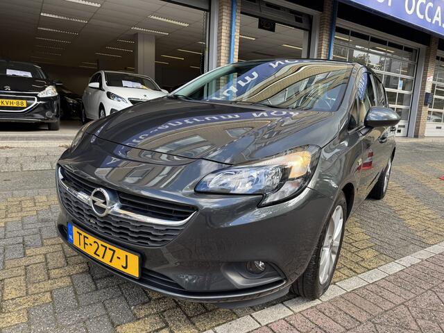 Opel CORSA 1.4 Favourite 88679KM! NAP | 1e Eigenaar | Navigatie | Apple Carplay | Cruise Control | Parkeersensoren | Lichtmetalen Velgen | Dealeronderhouden |