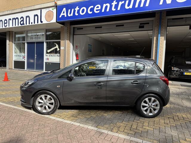 Opel CORSA 1.4 Favourite 88679KM! NAP | 1e Eigenaar | Navigatie | Apple Carplay | Cruise Control | Parkeersensoren | Lichtmetalen Velgen | Dealeronderhouden |