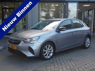 opel-corsa-1.2-edition-staat-in-de-