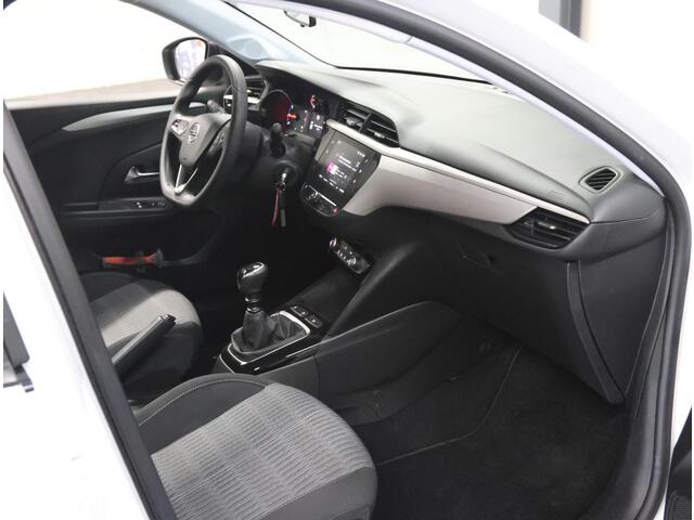 Opel CORSA Edition 100PK | Navigatie | Achteruitrijcamera | Parkeersensoren Achter | Airco | Cruise Control | DAB Ontvanger | Buitenspiegels Elektrisch Verstel -en Verwarmbaar | 16" Lichtmetalen Velgen | Apple Carplay/Android Auto |