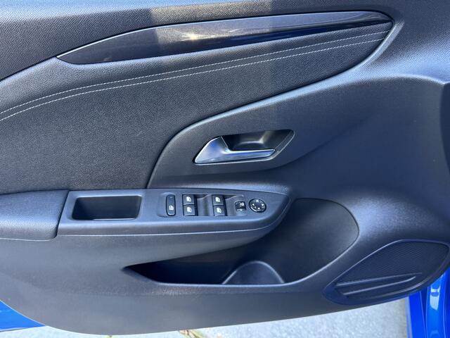 Opel CORSA 1.2 100pk Automaat Edition Climatronic Camera Blindspot PDC