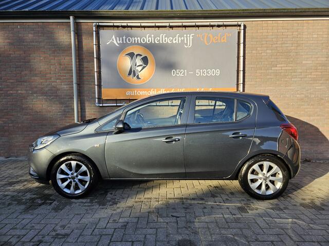 Opel CORSA 1.4 Favourite