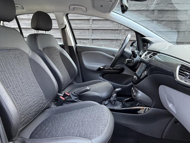 Opel CORSA 1.4 Innovation / Stoel-stuur verw. / Navigatie / Trekhaak / PDC