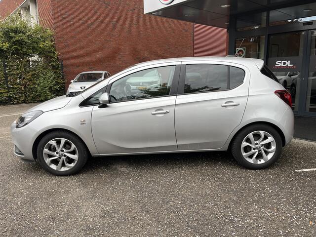 Opel CORSA 1.2 Edition // CRUISE CONTROL // APPLE-ANDROID AUTO // AIRCO // STUUR+STOELVERWARMING // PARKEERSENSOREN //