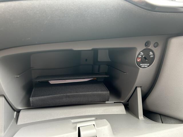 Opel CORSA 1.4 Innovation