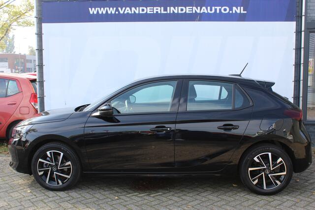 Opel CORSA 1.2 Turbo Edition Stuur + Stoel verwarming l Cruise control l Navigatie l AppleCarPlay/AndroidAuto l Parkeercamera l voor en achter sensoren l Dodehoek detectie l