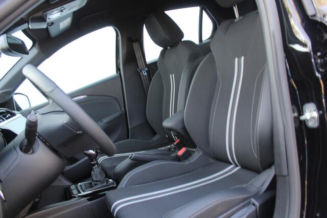 Opel CORSA 1.2 Turbo Edition Stuur + Stoel verwarming l Cruise control l Navigatie l AppleCarPlay/AndroidAuto l Parkeercamera l voor en achter sensoren l Dodehoek detectie l