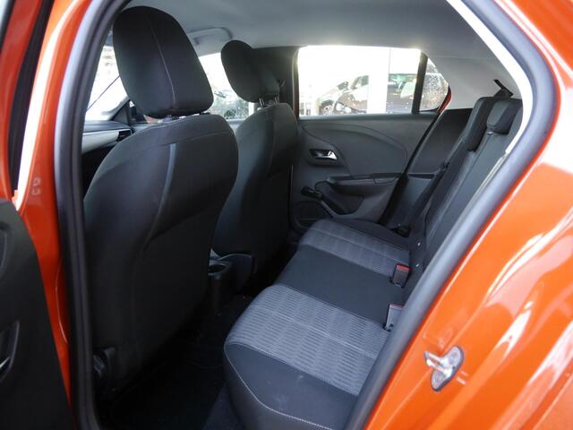 Opel CORSA 1.5 D Edition | Diesel | Airco | Navigatie | Achteruitrijcamera | Parkeersensoren achter | Lichtmetalen velgen | Cruise control