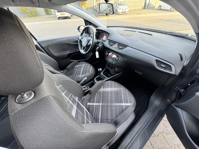 Opel CORSA 1.4 Edition Weinig km!