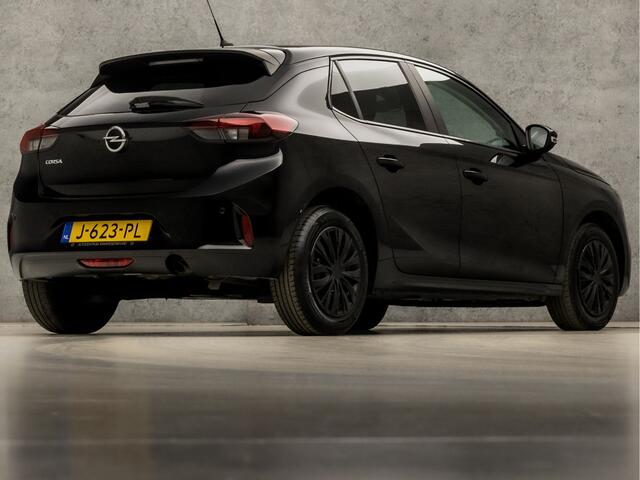 Opel CORSA 1.2 Sport (APPLE CARPLAY, GROOT NAVI, PARKEERSENSOREN, GETINT GLAS, SPORTSTOELEN, CRUISE, DAB+, NIEUWE APK, NIEUWSTAAT)