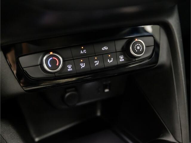 Opel CORSA 1.2 Sport (APPLE CARPLAY, GROOT NAVI, PARKEERSENSOREN, GETINT GLAS, SPORTSTOELEN, CRUISE, DAB+, NIEUWE APK, NIEUWSTAAT)